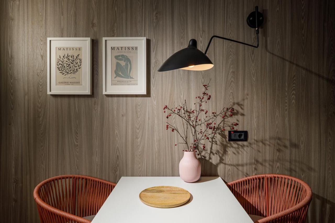 Ada Homes Coresi 707 Brasov Luaran gambar
